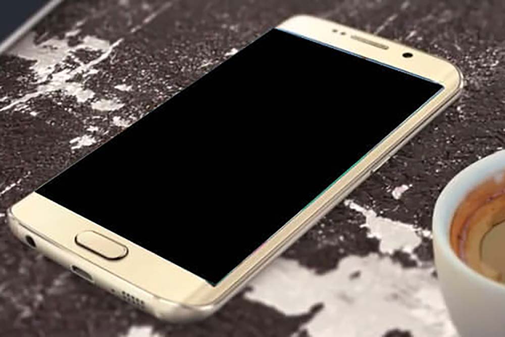 Comment réparer un smartphone Android bloqué sur un écran noir ?