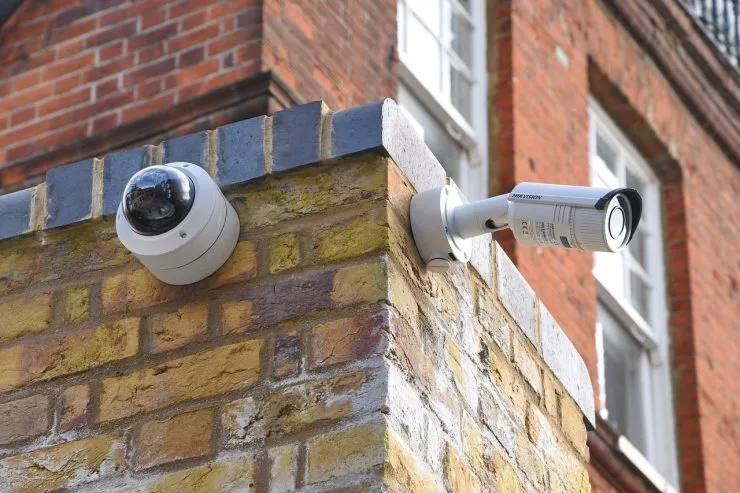 Caméra espion: de plus en plus utile aujourd’hui!