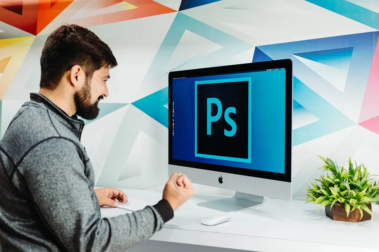 Créer des affiches High-Tech de haute qualité avec Mockup