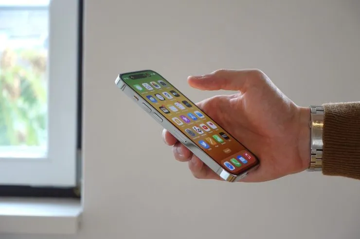 comment savoir si un téléphone est débloqué tout opérateur iPhone ?