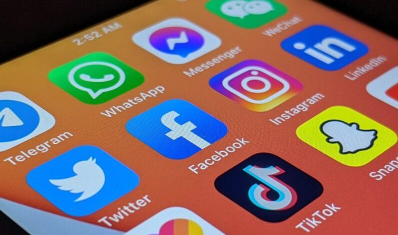 réseaux sociaux