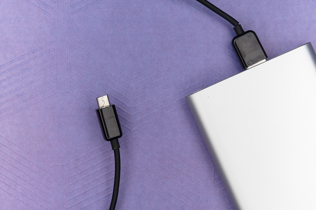 High-Tech : comment charger son PC sans magnétisme : les alternatives