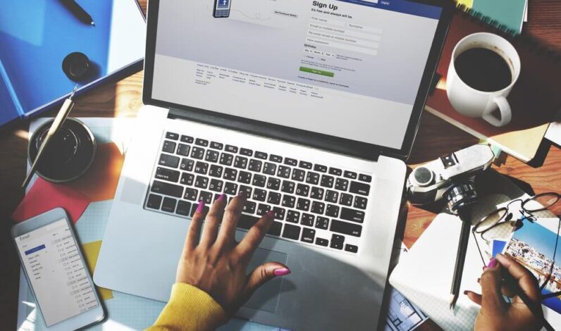 facebook redonne la priorité aux amis
