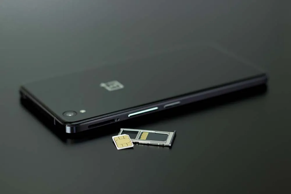 Comment découper sa carte micro SIM pour la transformer en nano SIM (et sans la casser !) ?