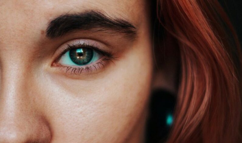Conch_piercing,_le_piercing_préféré_des_stars