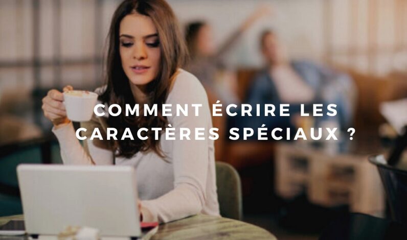 jeune femme utilisation un ordinateur portable