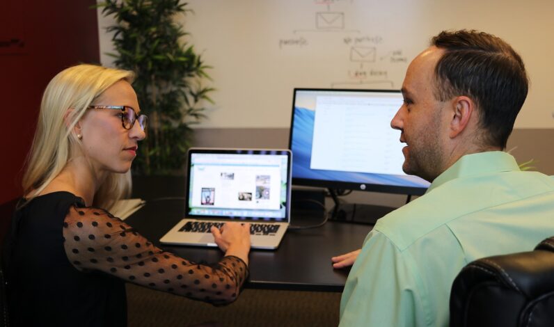 Comment_trouver_une_agence_web_près_de_Montréal_?
