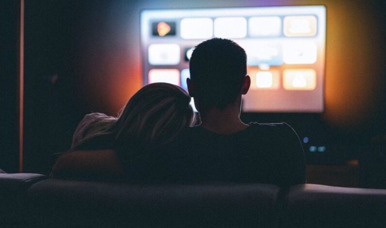 Les_meilleures_séries_à_commencer_ou_rattraper_en_2022