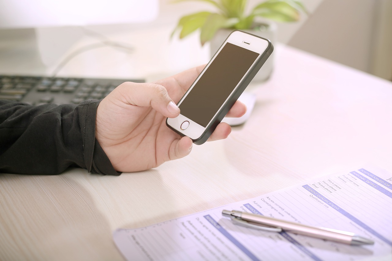 Utiliser votre téléphone comme un E-Reader : les meilleures façons d’obtenir la meilleure expérience possible