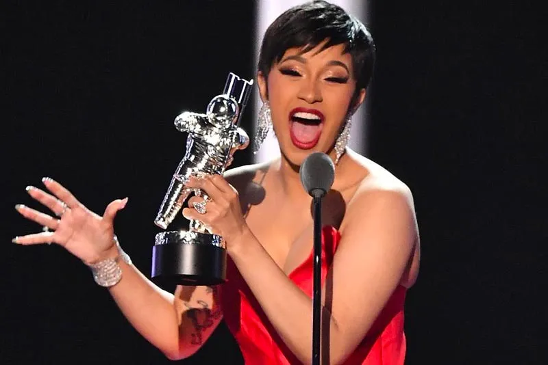 Comment regarder la rediffusion complète de la vidéo du MTV VMA