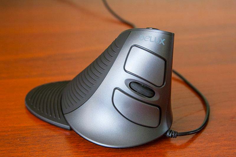 Pourquoi choisir une souris verticale ergonomique ?