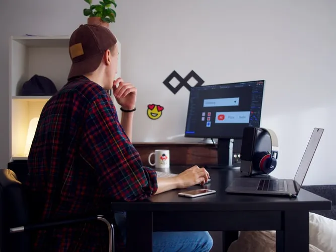 Devenir freelance en informatique