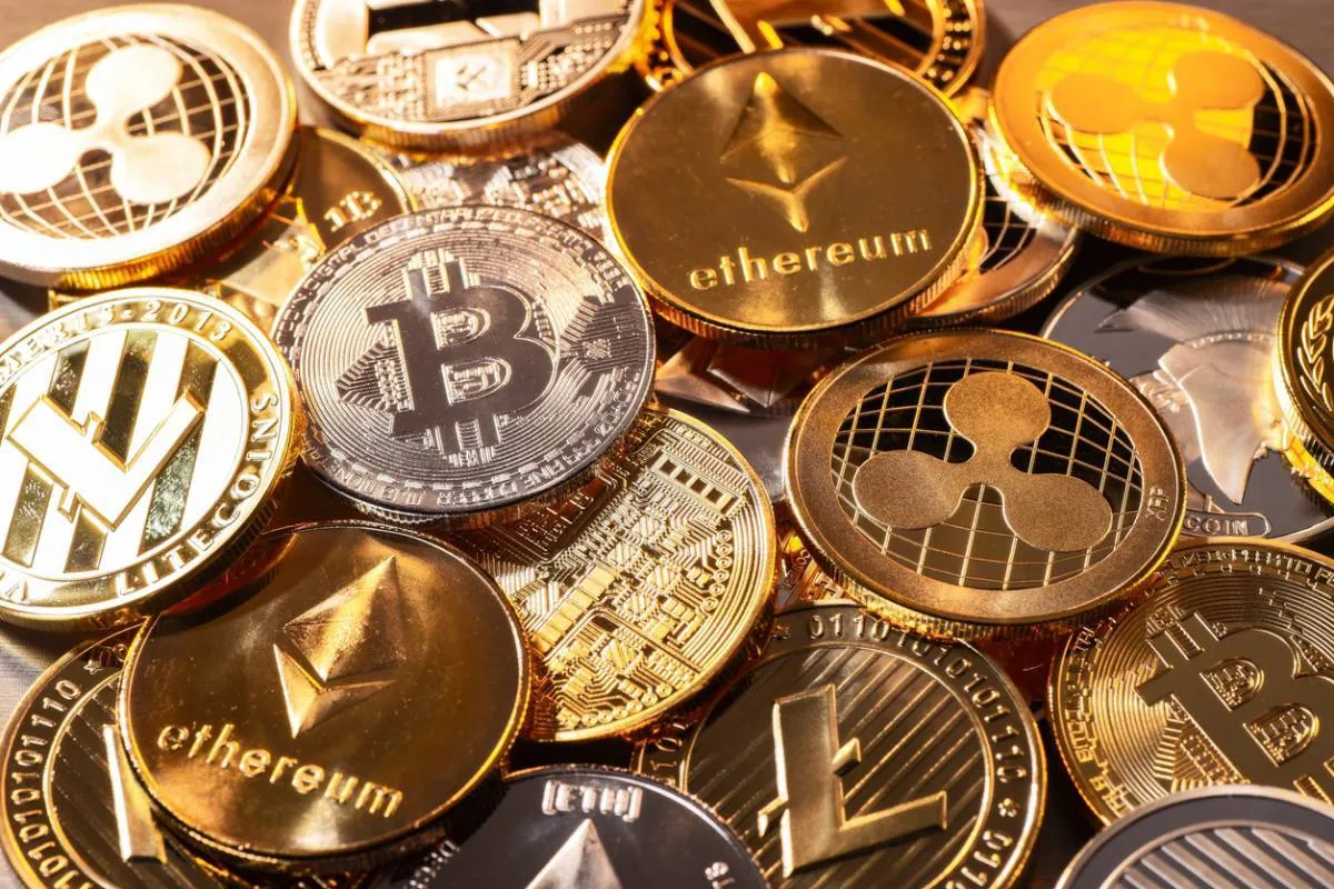 Cryptomonnaies et blockchain : la question des doubles dépenses