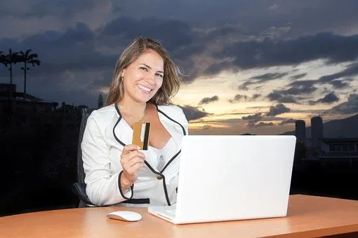 Partez à la chasse des codes promotionnels pour économiser de l’argent lors des achats en ligne