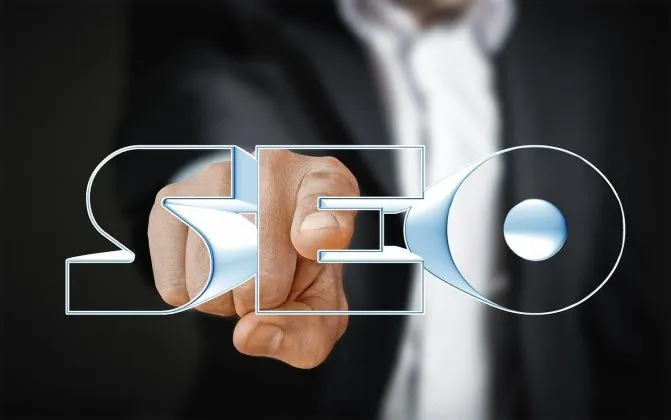 Comment trouver son consultant SEO?