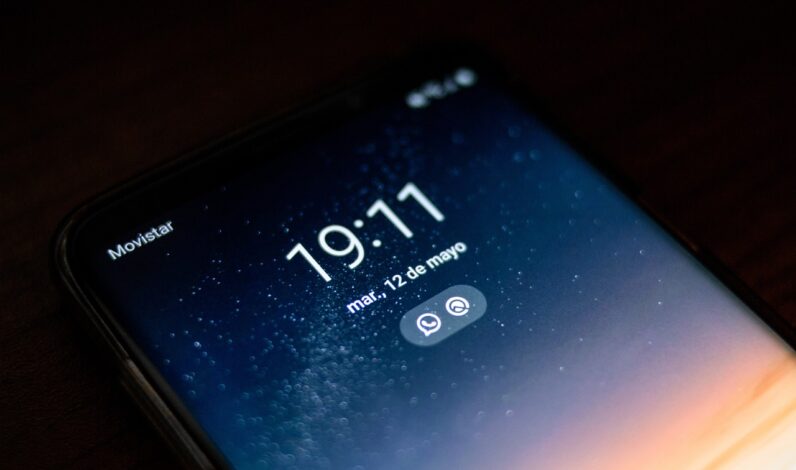 Les_5_méthodes_High_Tech_pour_contrôler_et_bloquer_un_téléphone_à_distance