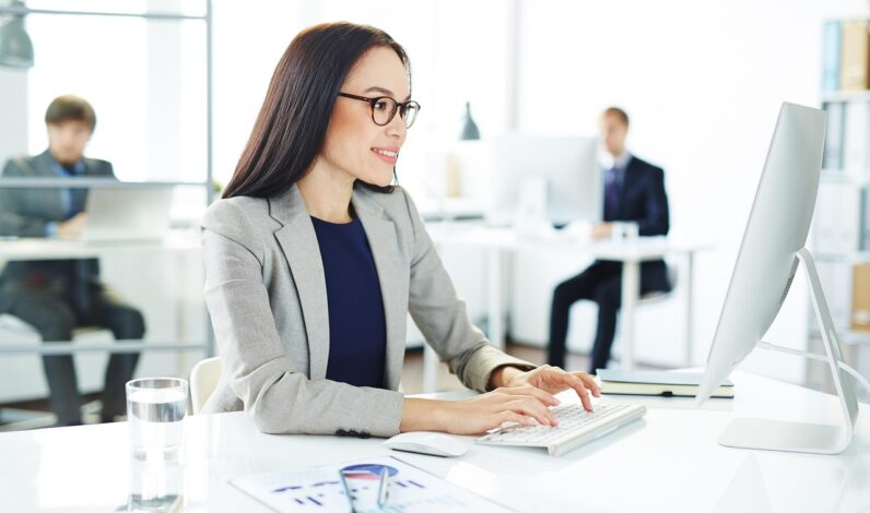 Les 5 avantages d’un CRM intelligent pour gérer vos démarches administratives