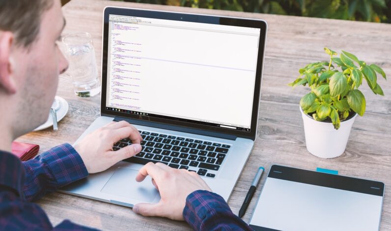 Guide_pratique_:_comment_créer_une_arborescence_idéale_pour_votre_site_web_High_Tech_?