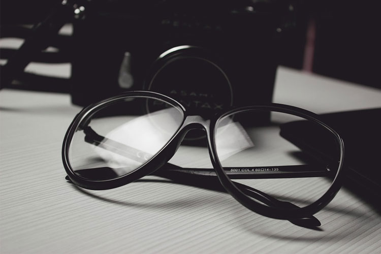 pourquoi porter lunettes anti lumière bleue