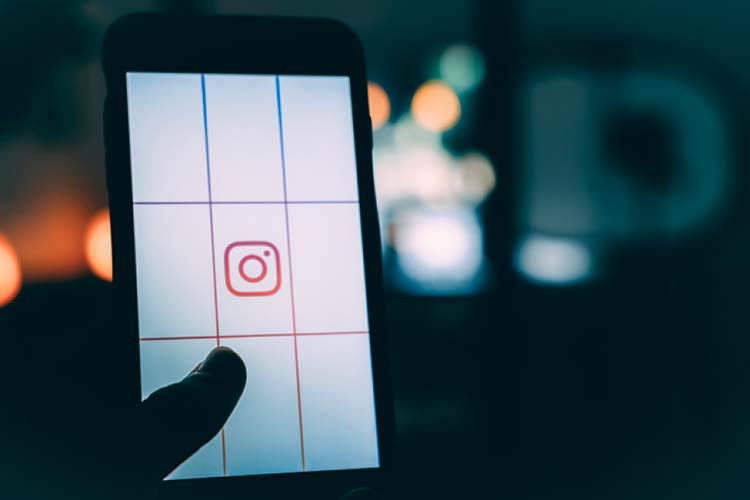 Comment afficher les paroles des chansons dans les Stories d'Instagram ?