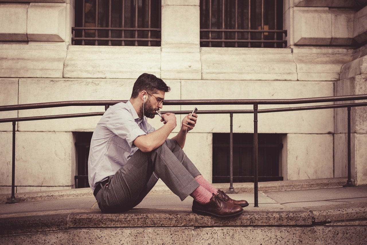 Limiter l’utilisation du téléphone d’entreprise avec un logiciel espion