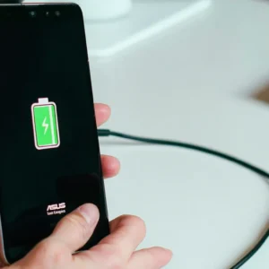 Mon smartphone Asus ne charge plus : quoi faire pour résoudre le problème ?