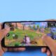 Un_smartphone_Android_et_un_petit_jeux_pour_passer_le_temps